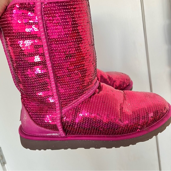 Ugg Classic short Hot Pink Sequins Boots - Picture 5 of 8